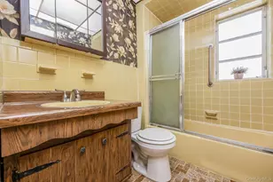65-30 78th St, Middle Village, NY 11379 - Photo 19
