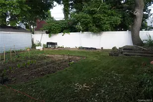 738 Decatur St, Uniondale, NY 11553 - Photo 21