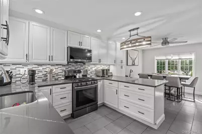 2 Meadow Lane, New Rochelle, NY 10805 - Photo 7