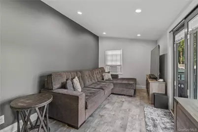 2 Meadow Lane, New Rochelle, NY 10805 - Photo 15