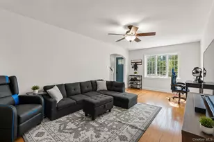 2 Meadow Ln, New Rochelle, NY 10805 - Photo 9