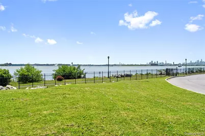 126 Beacon Lane #68, Bronx, NY 10473 - Photo 33