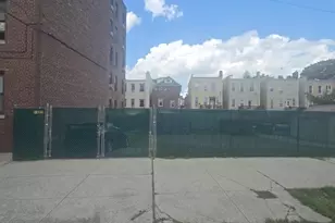 127 E 233rd St, Bronx, NY 10470 - Photo 1