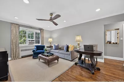 35 Nathan Hale Drive #25B, Huntington, NY 11743 - Photo 3