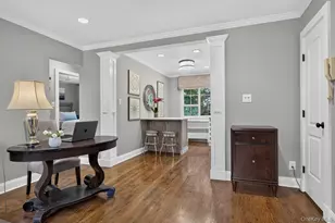 35 Nathan Hale Dr, Huntington, NY 11743 - Photo 5