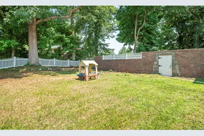 28 Brookdale Road, Glen Cove, NY 11542 - Photo 29