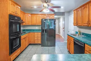 28 Brookdale Rd, Glen Cove, NY 11542 - Photo 7