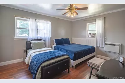 28 Brookdale Road, Glen Cove, NY 11542 - Photo 13
