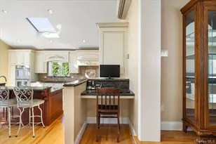 34 Farmers Ave, Lindenhurst, NY 11757 - Photo 5