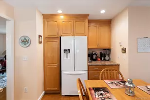12 Lakeview Dr, Yorktown Heights, NY 10598 - Photo 15