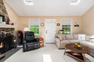 12 Lakeview Dr, Yorktown Heights, NY 10598 - Photo 9