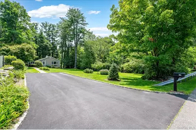 12 Lakeview Drive, Yorktown Heights, NY 10598 - Photo 47
