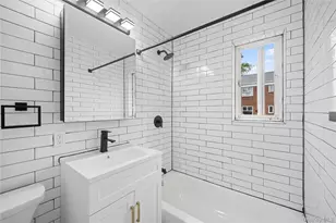 226-29 Manor Rd, Queens Village, NY 11427 - Photo 15