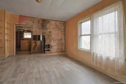 25 E Broome Street, Port Jervis, NY 12771 - Photo 13