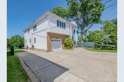 269 Marcus Avenue, New Hyde Park, NY 11040 - Photo 3