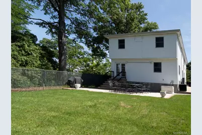269 Marcus Avenue, New Hyde Park, NY 11040 - Photo 5