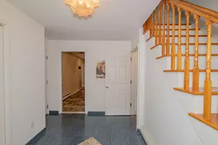 269 Marcus Ave, New Hyde Park, NY 11040 - Photo 9