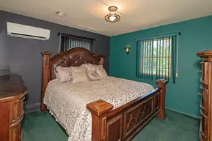 269 Marcus Ave, New Hyde Park, NY 11040 - Photo 15