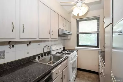 189-19 39th Avenue #118, Flushing, NY 11358 - Photo 11