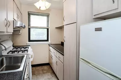 189-19 39th Avenue #118, Flushing, NY 11358 - Photo 13