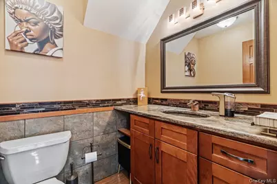 117 Gordon Place, Freeport, NY 11520 - Photo 11