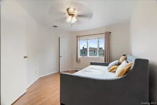 117 Gordon Pl, Freeport, NY 11520 - Photo 19