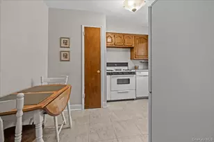 3132 Fairfield Ave, Bronx, NY 10463 - Photo 9