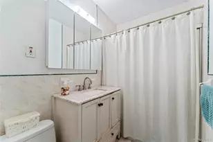 31-01 42nd St, Astoria, NY 11103 - Photo 3