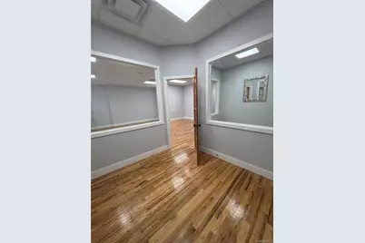 1582 Hillside Avenue #Suite B, New Hyde Park, NY 11040 - Photo 3
