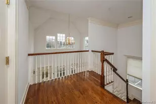 22 Meadow Ct, Oakdale, NY 11769 - Photo 17
