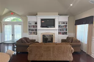 22 Meadow Ct, Oakdale, NY 11769 - Photo 35