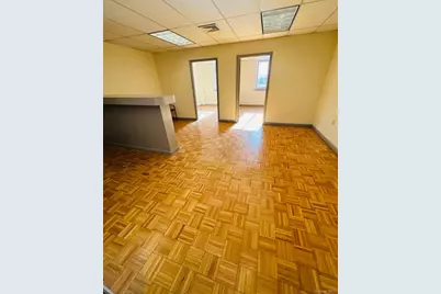 3800 E Tremont Avenue, Bronx, NY 10465 - Photo 1