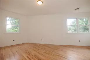 1340 Siegfried Pl, Bronx, NY 10465 - Photo 7