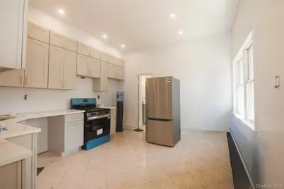 1340 Siegfried Place, Bronx, NY 10465 - Photo 15