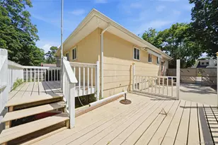 52 N 15th St, Wyandanch, NY 11798 - Photo 23