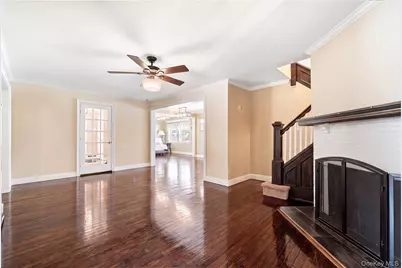 414 Potter Boulevard, Brightwaters, NY 11718 - Photo 19