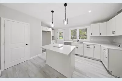 24 Farmingdale Lane, Bloomingburg, NY 12721 - Photo 7