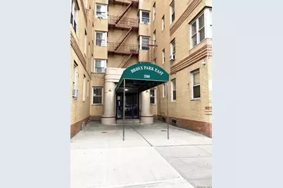 2166 Bronx Park E #6C, Bronx, NY 10462 - Photo 1