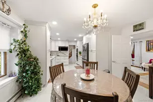 19 Eckernkamp Dr, Smithtown, NY 11787 - Photo 9