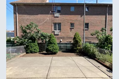 83-32 60th Avenue, Middle Village, NY 11379 - Photo 15