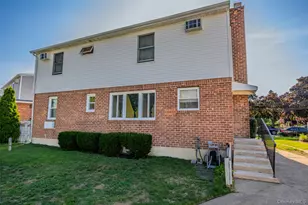 6 Grenville Ct, East Rockaway, NY 11518 - Photo 31