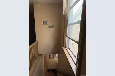 2042 Colonial Avenue, Bronx, NY 10461 - Photo 19
