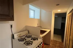 2042 Colonial Ave, Bronx, NY 10461 - Photo 25