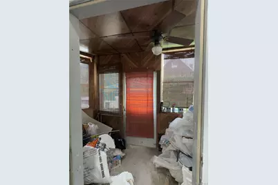 2042 Colonial Avenue, Bronx, NY 10461 - Photo 17