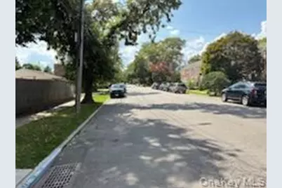 160-15 Powells Cove Boulevard #E301, Whitestone, NY 11357 - Photo 27