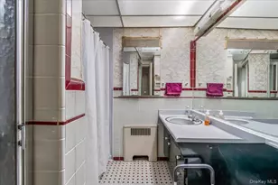 80-59 208th St, Hollis, NY 11427 - Photo 13