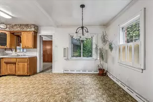80-59 208th St, Hollis, NY 11427 - Photo 9