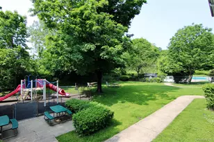 35 Avon Cir, Rye Brook, NY 10573 - Photo 3