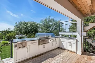 29 Tiana Cir, Hampton Bays, NY 11946 - Photo 15