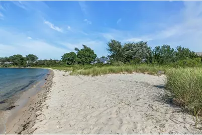 29 Tiana Circle, Hampton Bays, NY 11946 - Photo 41